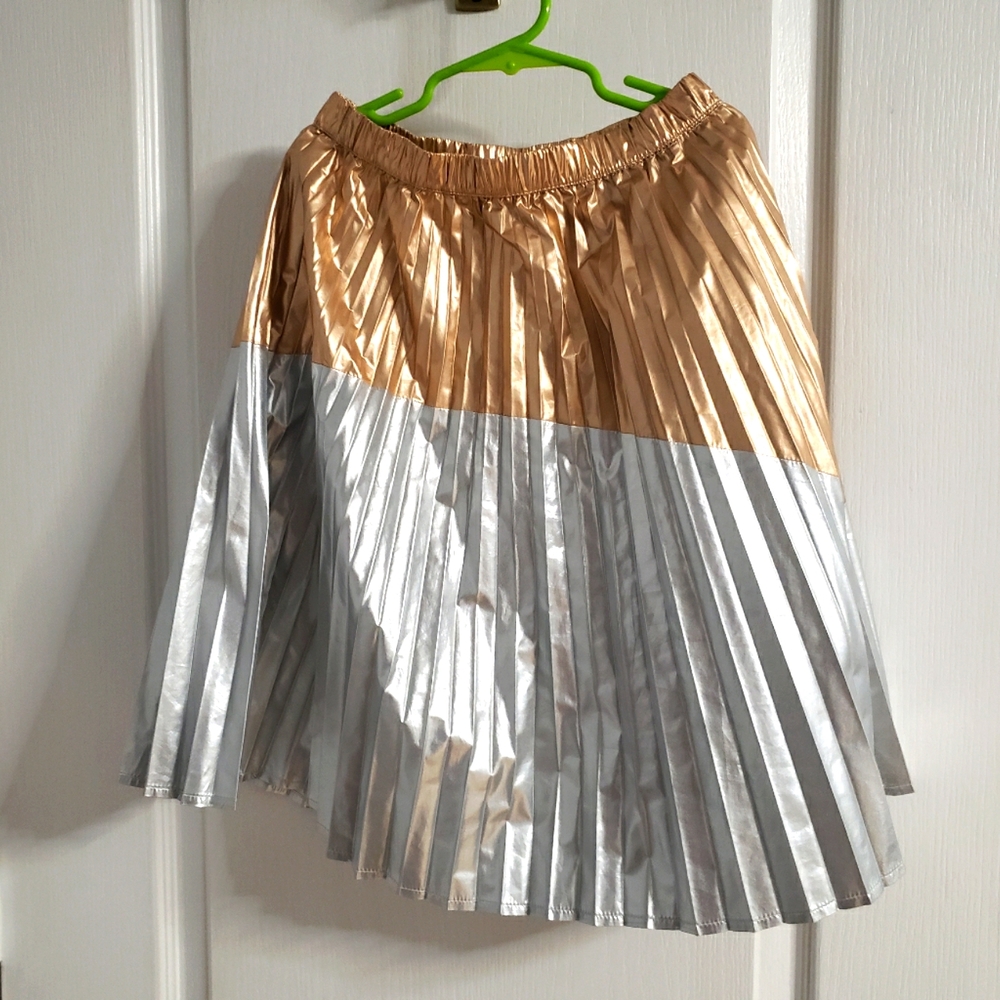 EUC Cat and Jack girls skirt